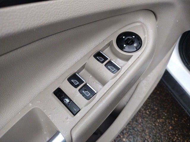 Vehicle image 12 of 41