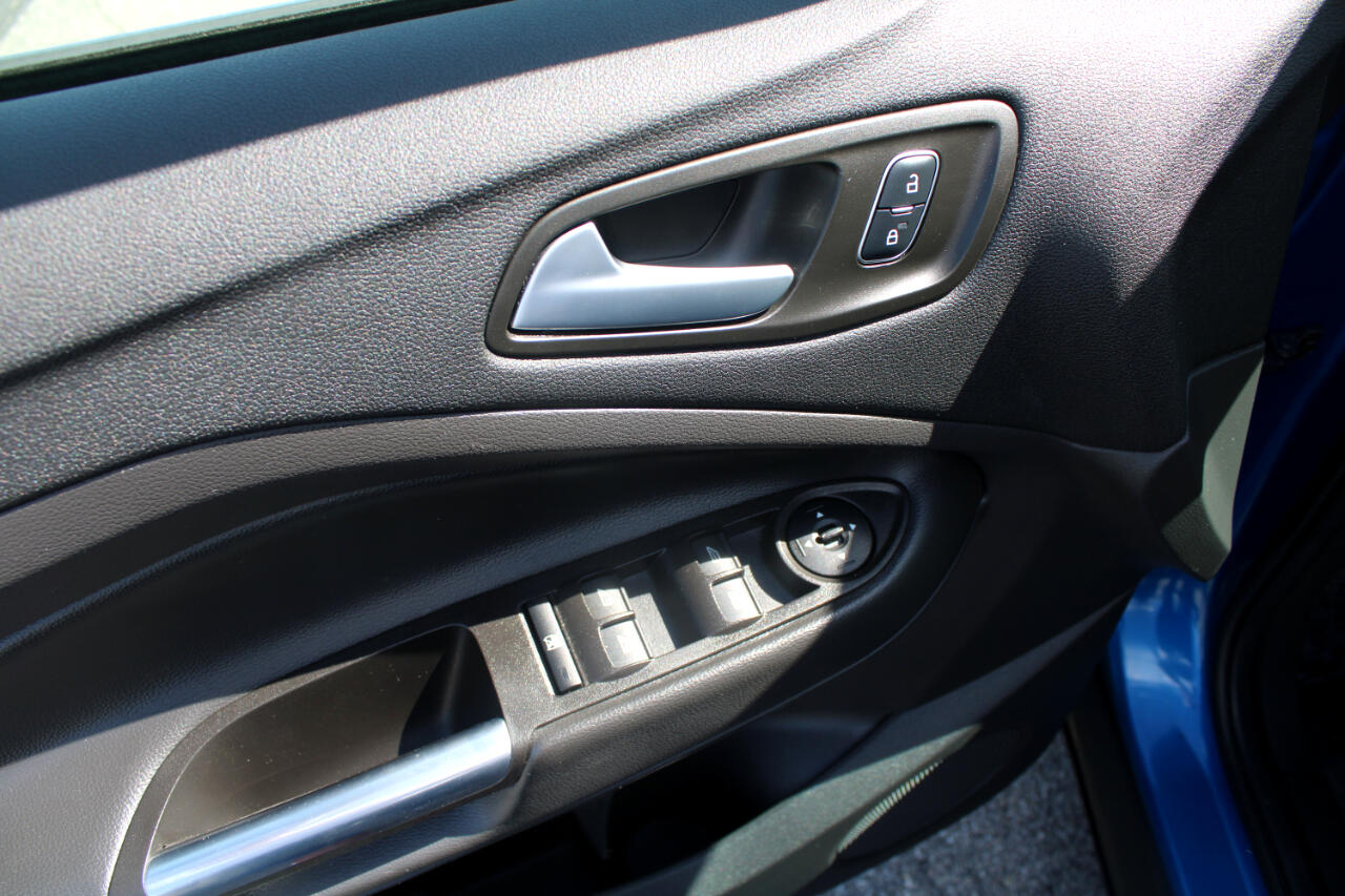 Vehicle image 19 of 31