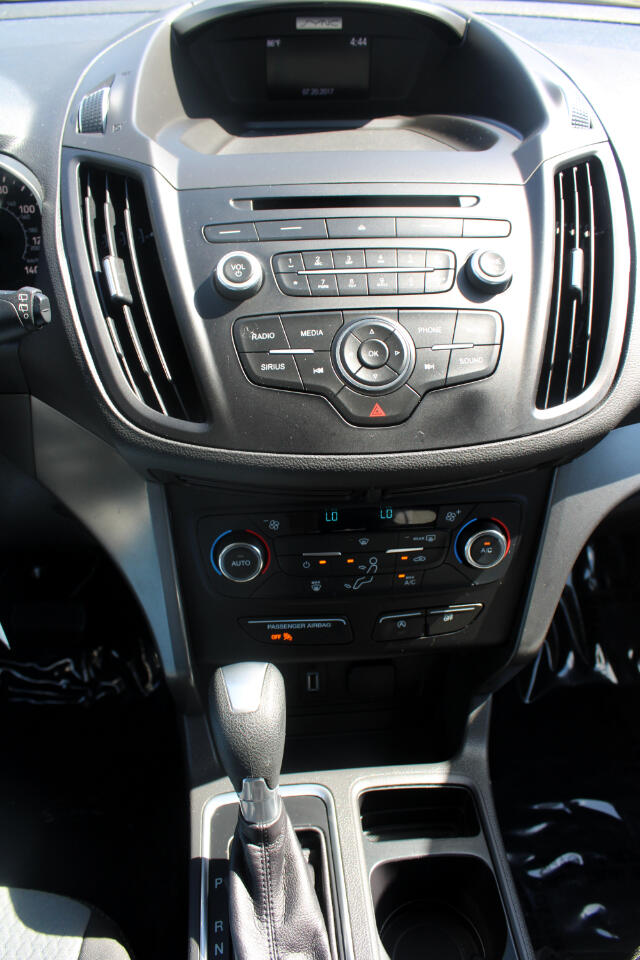 Vehicle image 21 of 31