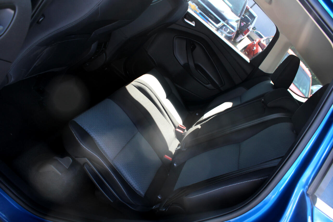 Vehicle image 15 of 31