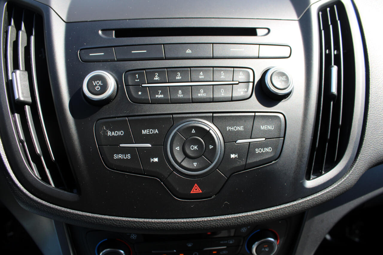 Vehicle image 23 of 31