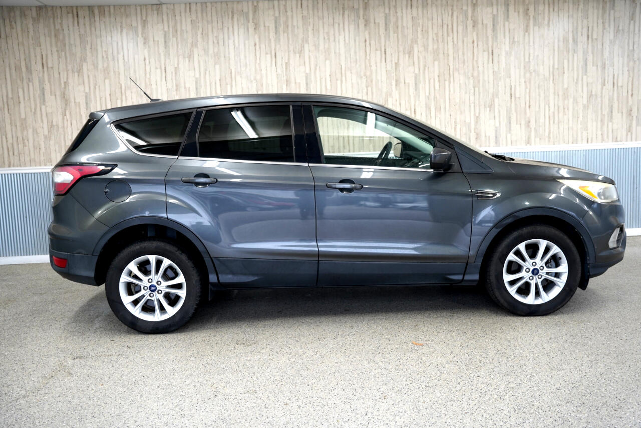 Vehicle image 7 of 40