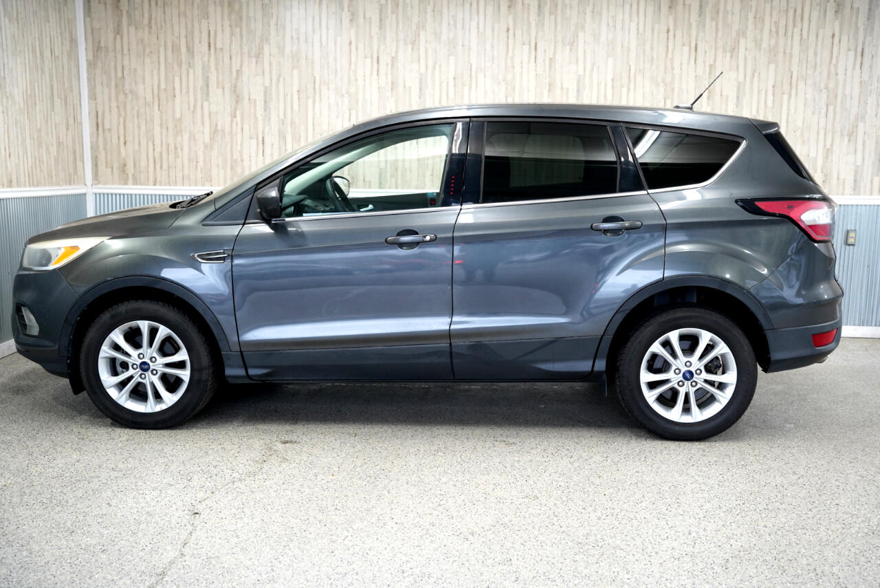 Vehicle image 2 of 40