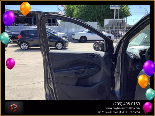 Vehicle image 40 of 49