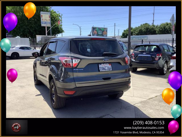 Vehicle image 8 of 49