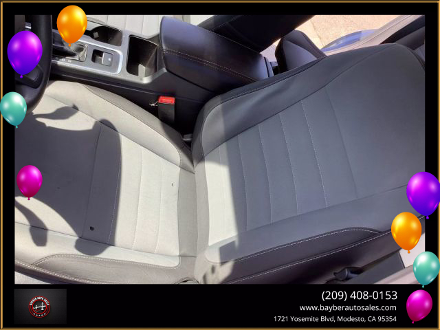 Vehicle image 37 of 49