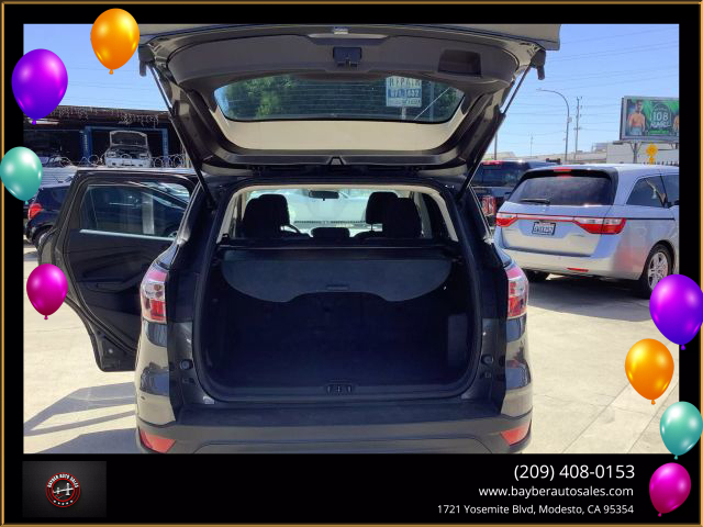 Vehicle image 11 of 49