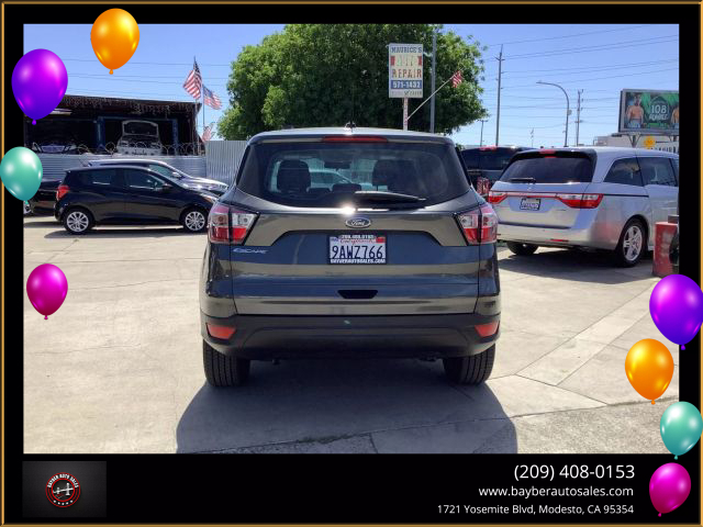 Vehicle image 7 of 49