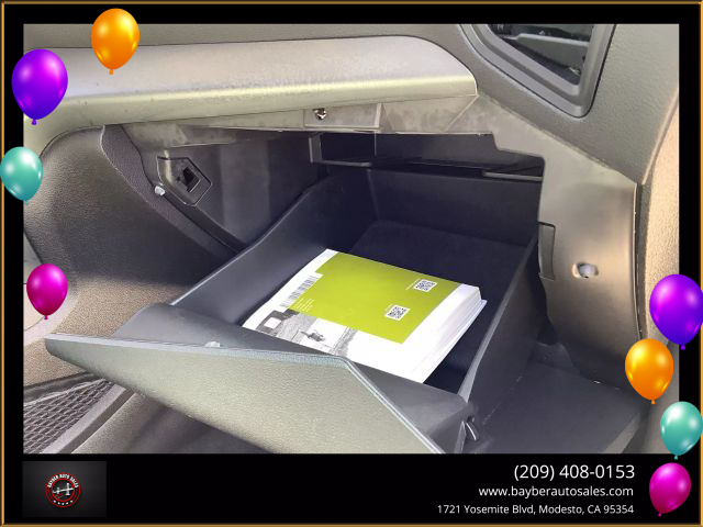 Vehicle image 35 of 49