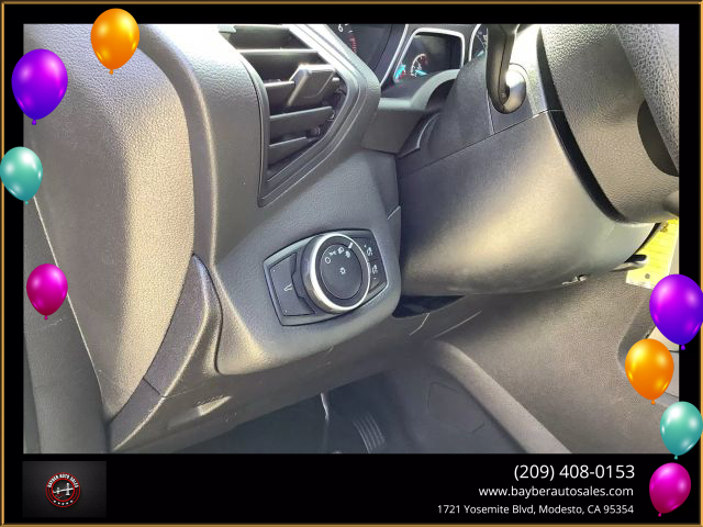 Vehicle image 34 of 49