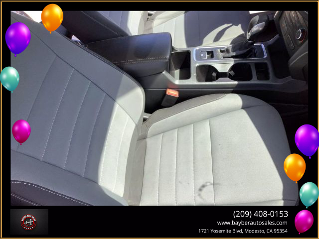 Vehicle image 36 of 49