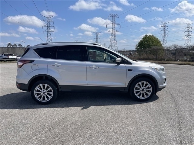 Vehicle image 7 of 12