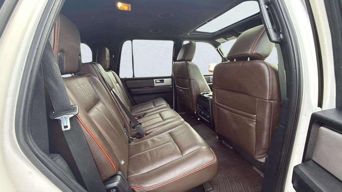 2017 Ford Expedition King Ranch Image 10 of 20