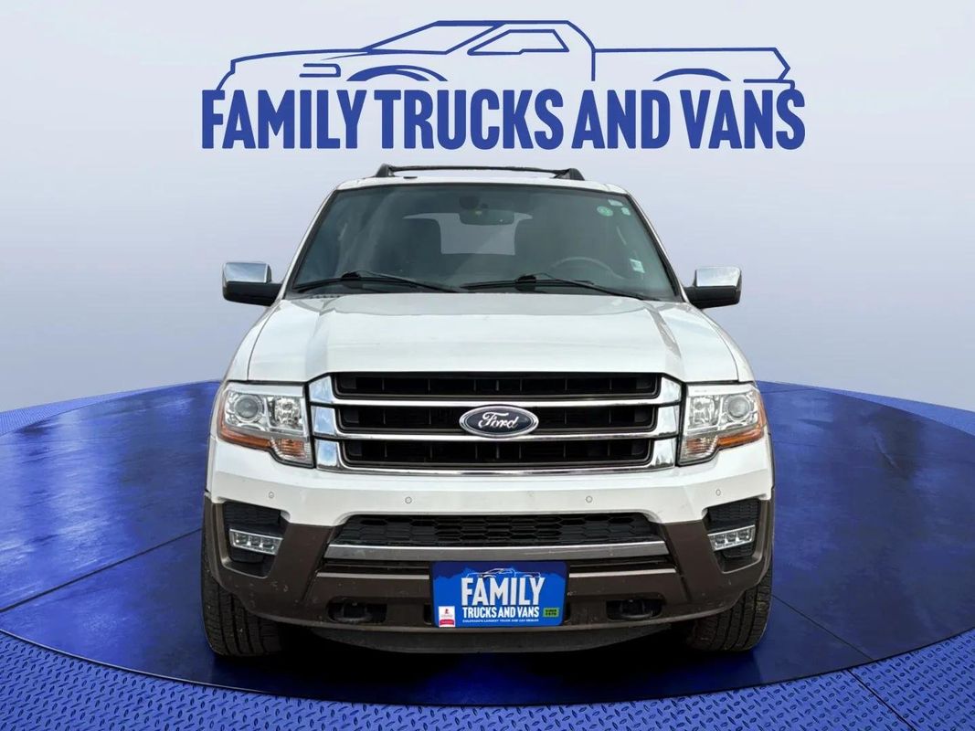 2017 Ford Expedition King Ranch Image 2 of 20