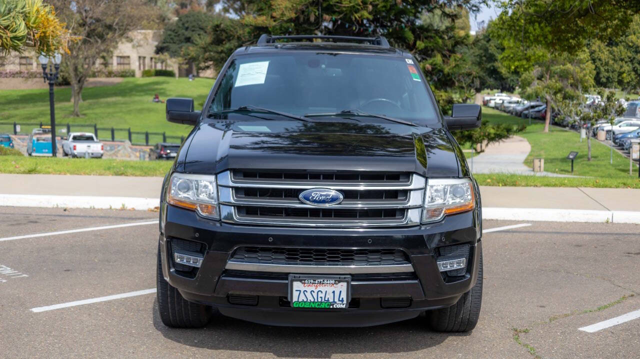 Vehicle image 2 of 31