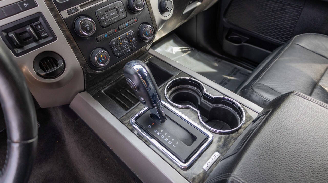 Vehicle image 23 of 31