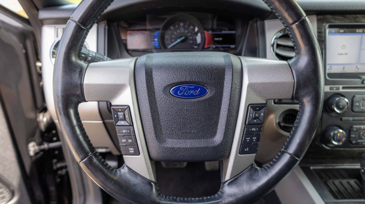 Vehicle image 18 of 31