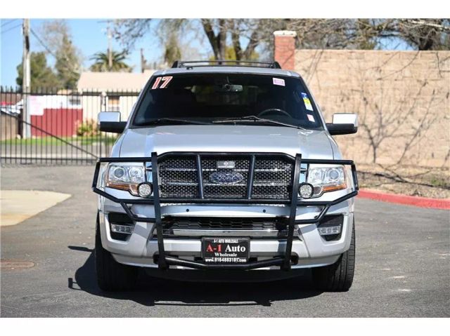 Vehicle image 2 of 33
