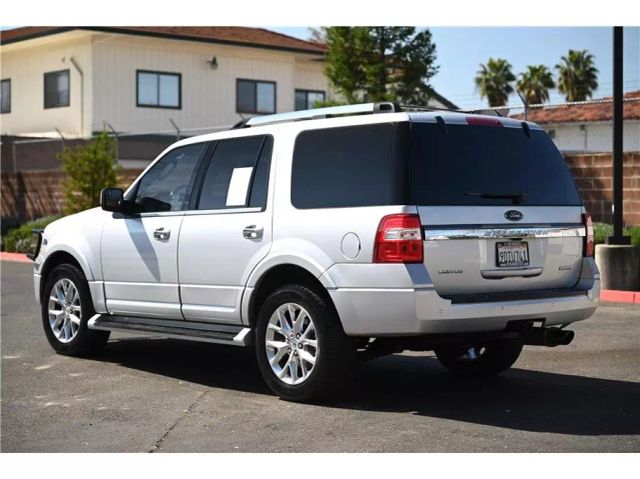 Vehicle image 7 of 33
