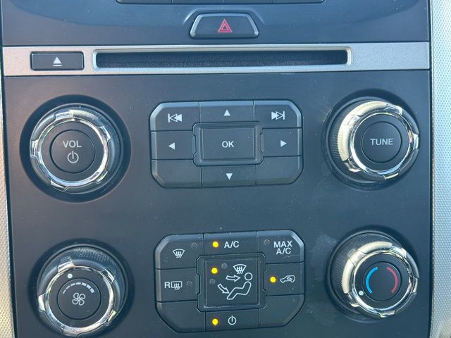 2017 Ford Expedition XLT Image 32 of 35