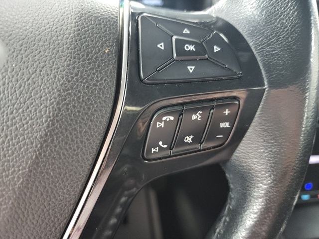 Vehicle image 13 of 31