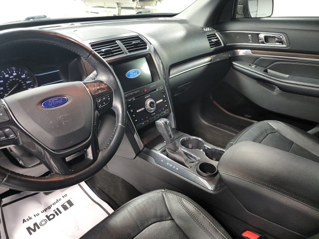 Vehicle image 20 of 31
