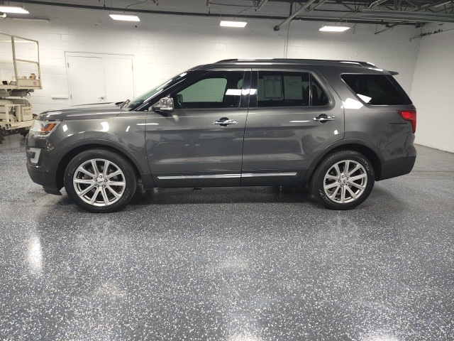 Vehicle image 8 of 31
