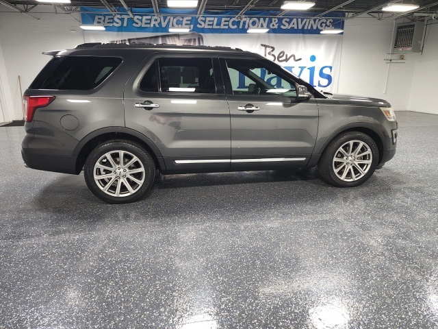 Vehicle image 4 of 31