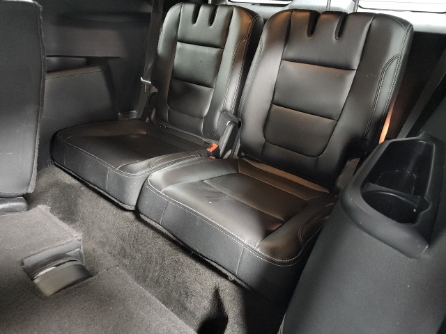 Vehicle image 24 of 31