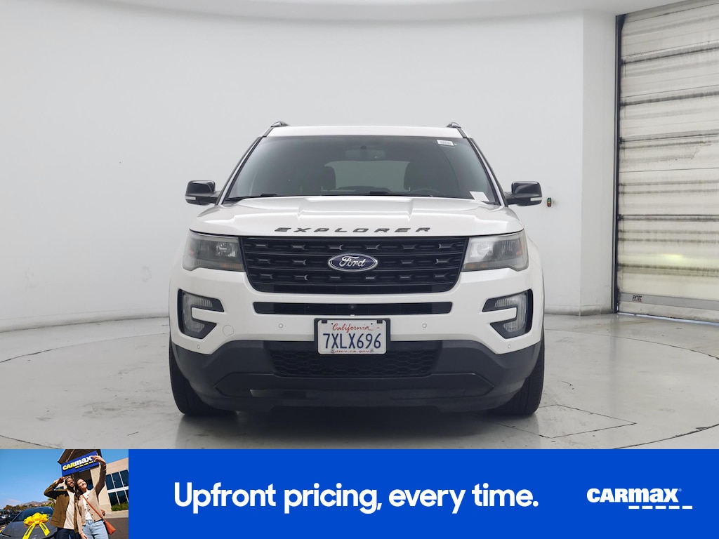 2017 Ford Explorer Sport Image 2 of 24