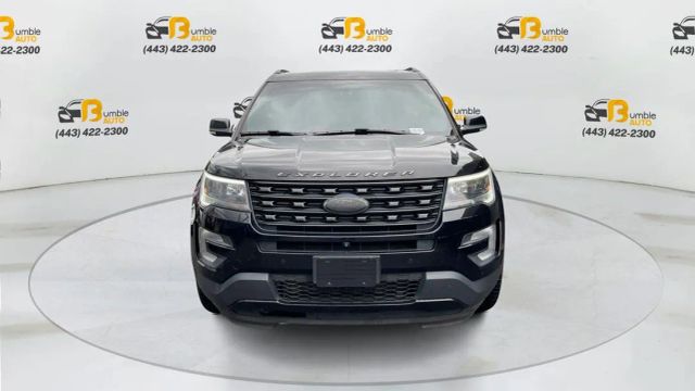 2017 Ford Explorer Sport Image 2 of 24