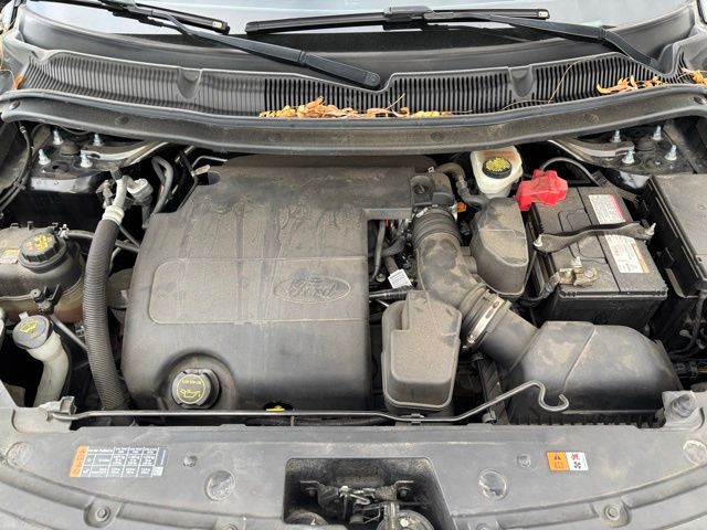 2017 Ford Explorer XLT Image 9 of 38