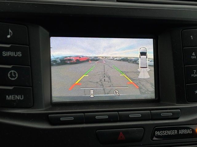 2017 Ford Explorer XLT Image 22 of 38