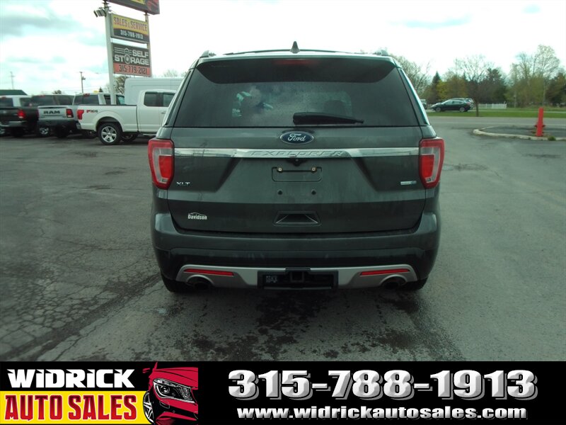 Vehicle image 6 of 18