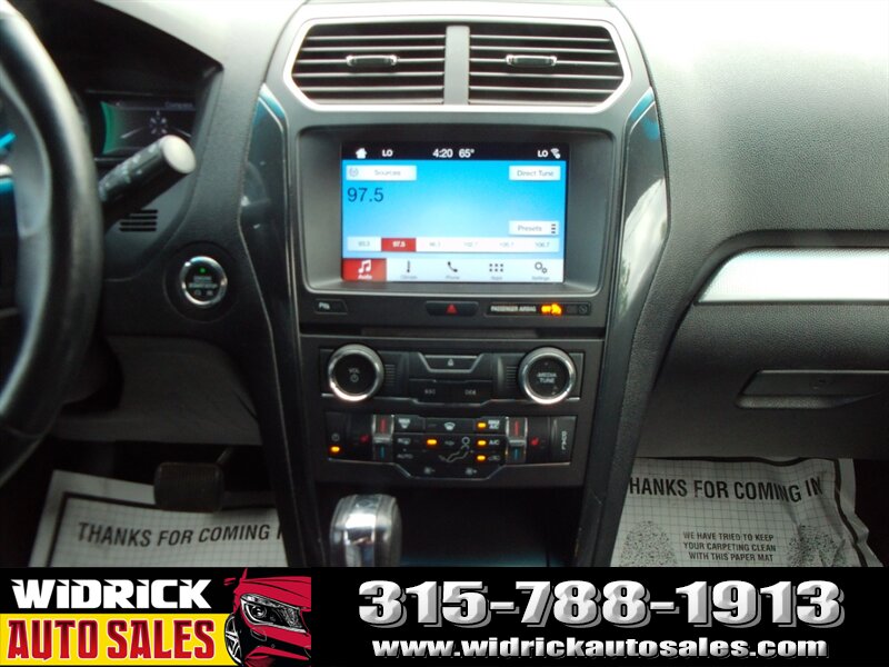 Vehicle image 16 of 18