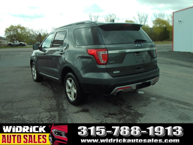 Vehicle image 7 of 18