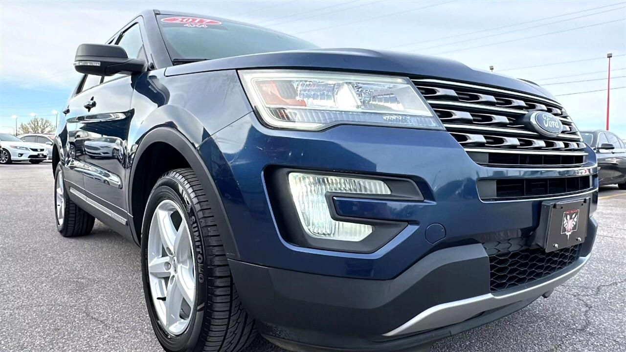Vehicle image 11 of 49