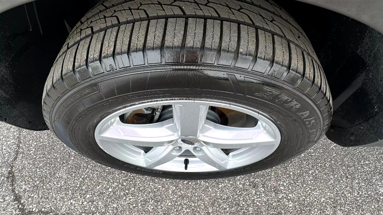 Vehicle image 44 of 49