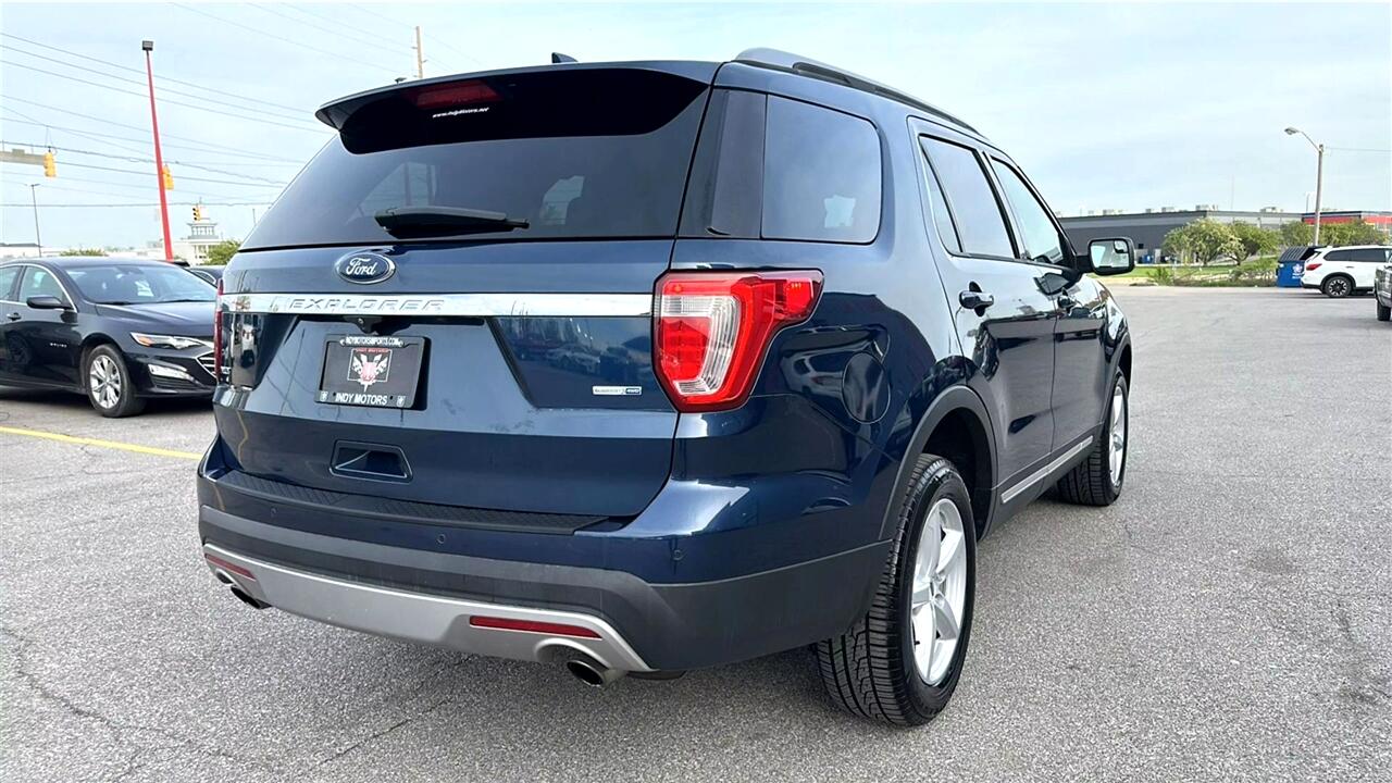 Vehicle image 7 of 49