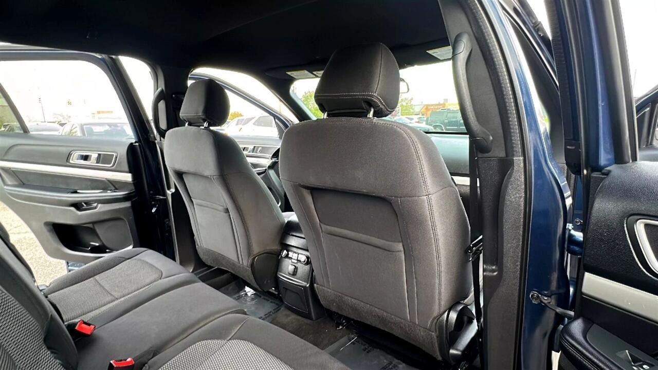 Vehicle image 20 of 49