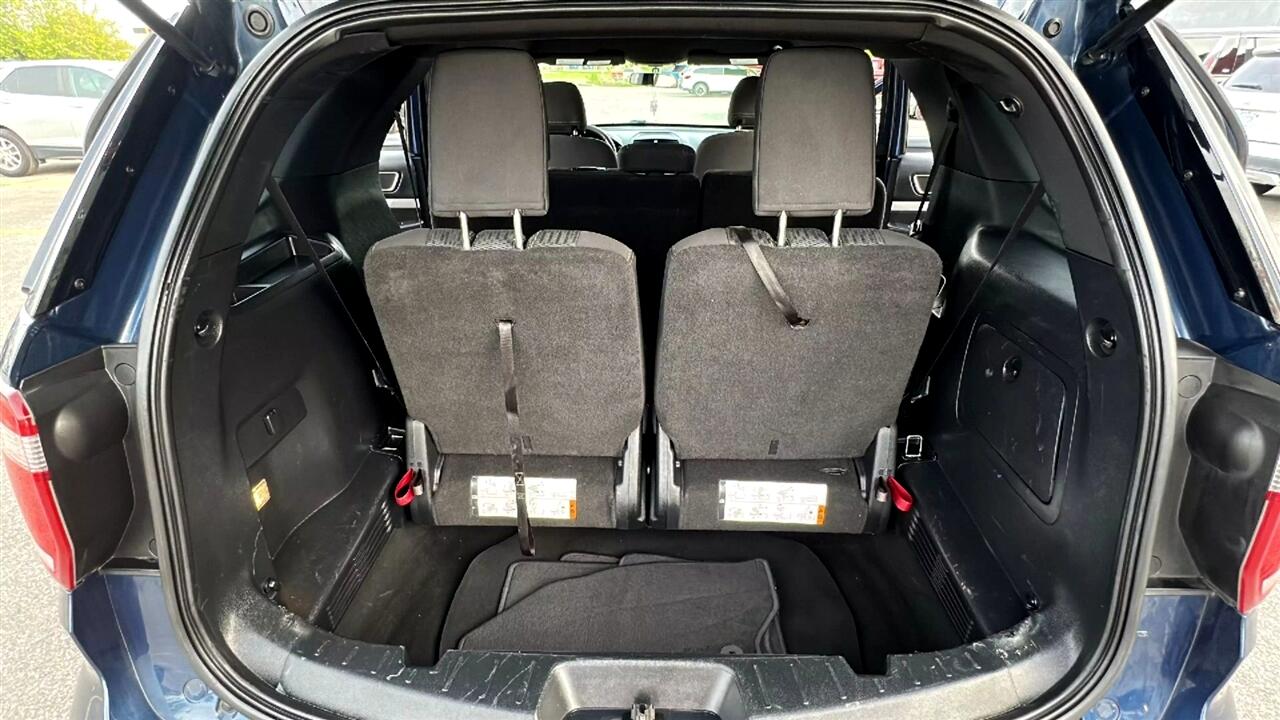 Vehicle image 25 of 49