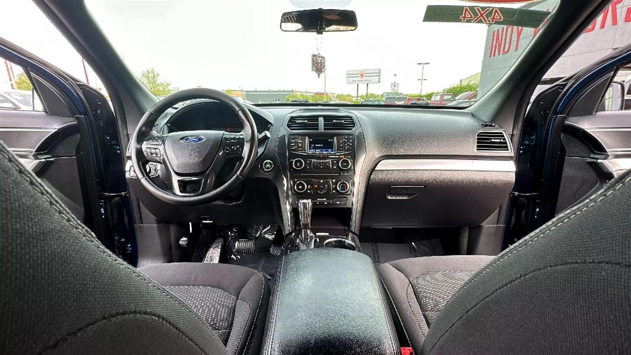Vehicle image 15 of 49