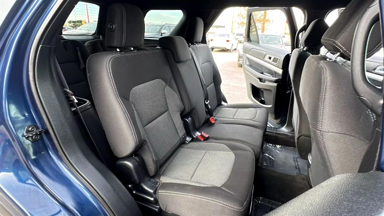 Vehicle image 19 of 49