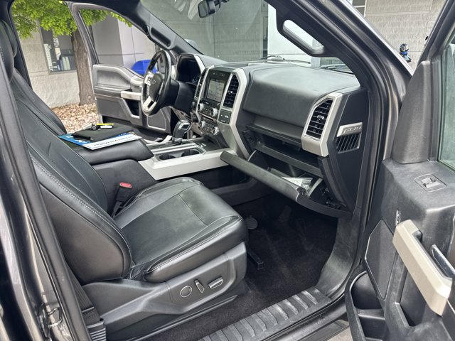 Vehicle image 29 of 45