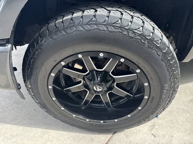 Vehicle image 10 of 45