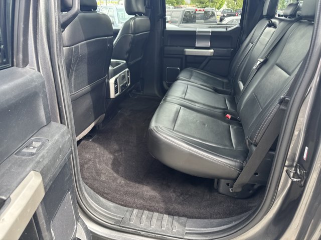 Vehicle image 27 of 45