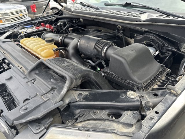Vehicle image 31 of 45