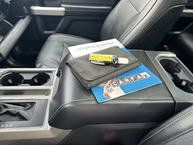 Vehicle image 19 of 45