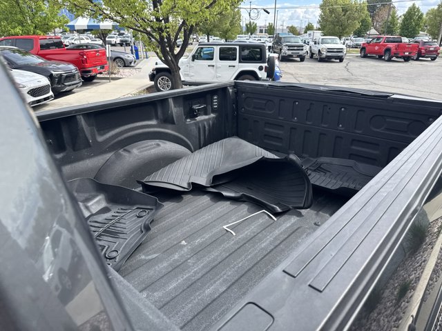 Vehicle image 14 of 45