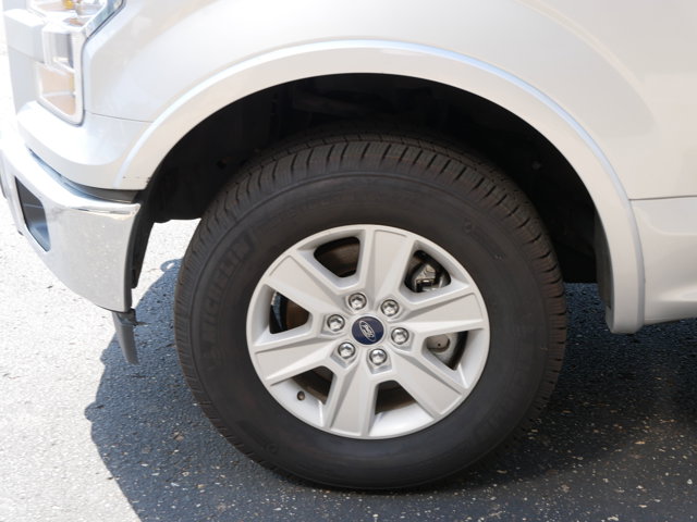 Vehicle image 9 of 35